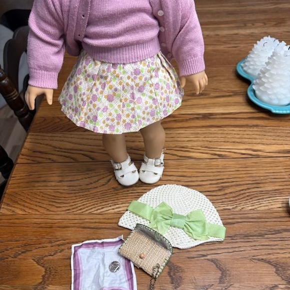 American Girl Kit doll with outfits; 2015, good used condition - Picture 2 of 5